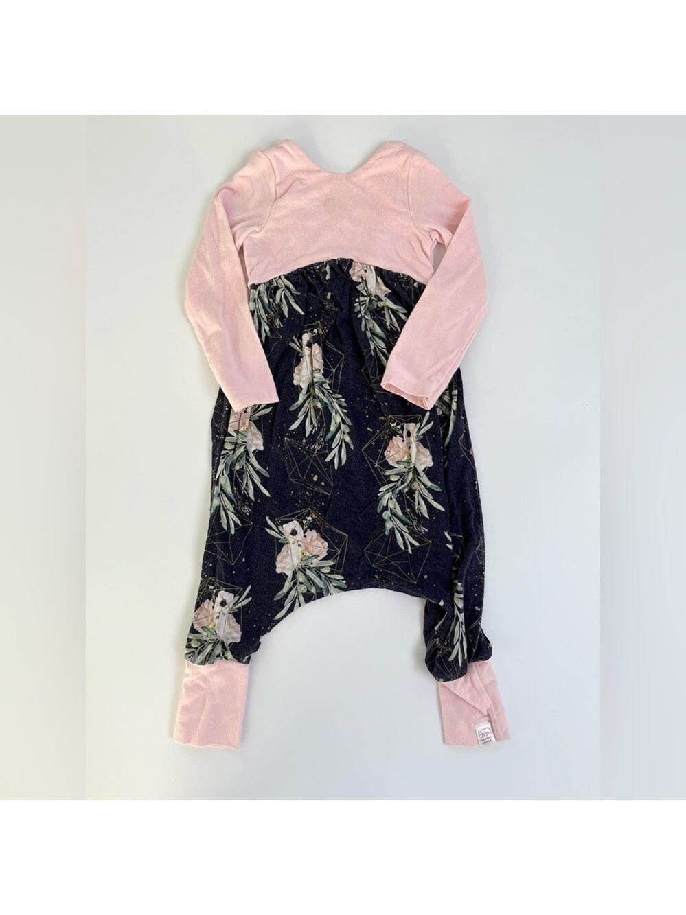 🩵 4/$20 Handmade Pink and Navy Floral Long Sleeve Grow With Me‎ Romper